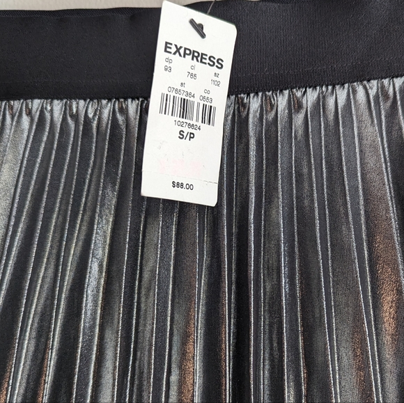 Express - Picture 2 of 3